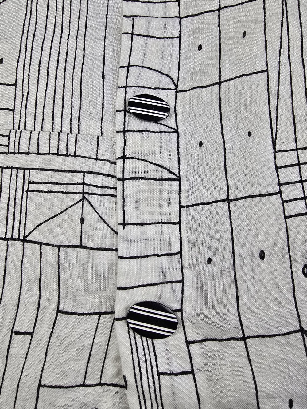 Habitat Geometrical Print Abstract Lagenlook Top Medium - Picture 5 of 10